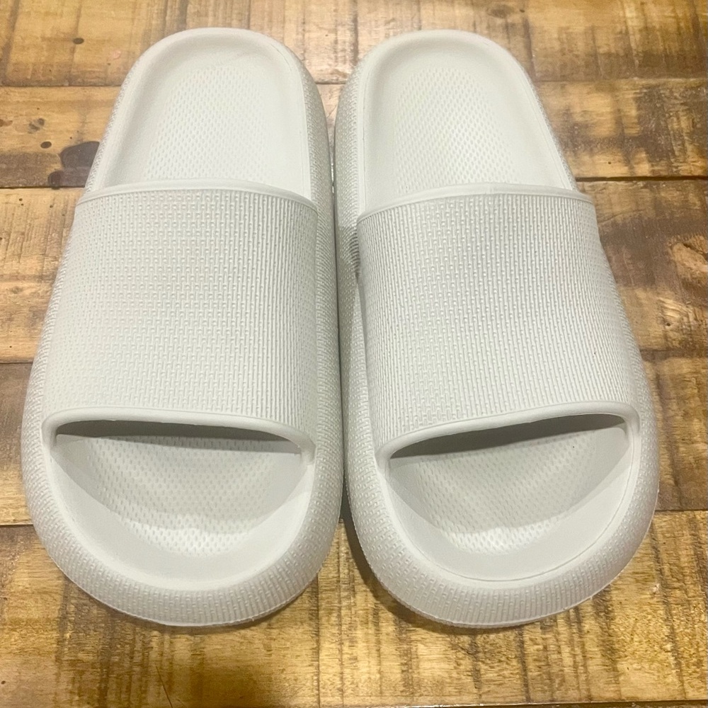 welltree Cloud Slides Unisex Pillow Slippers Non-Slip -tan